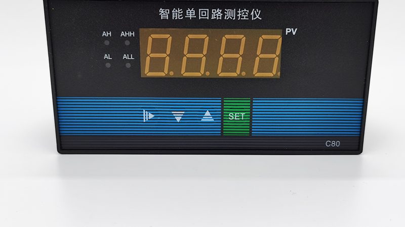 PT100温度变送器选型：关注细节，确保准确可靠